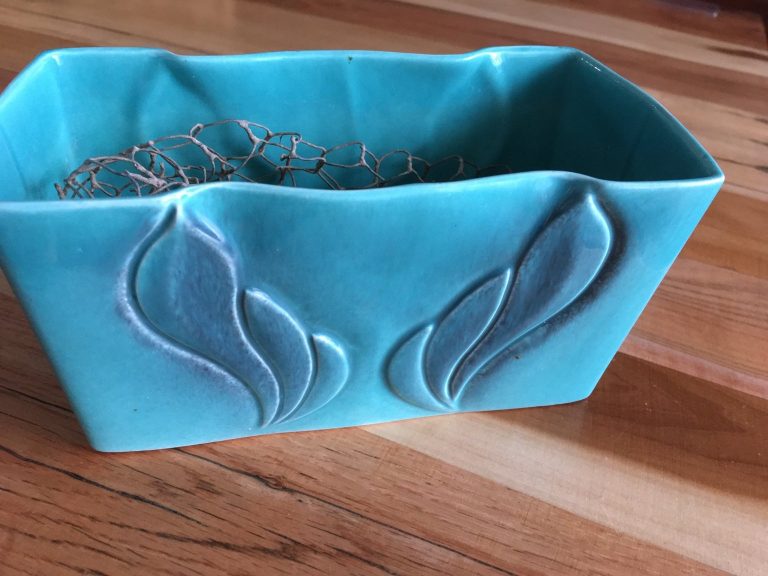 Crown Ceramics, a littleknown company Canada Pottery